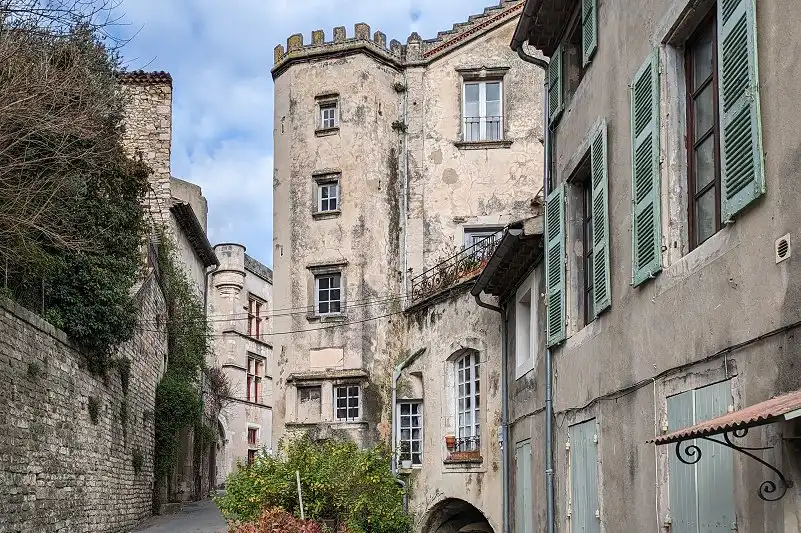 Bourg-Saint-Andéol
