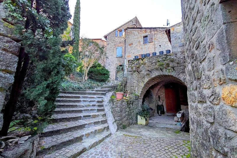 Montréal Ardèche