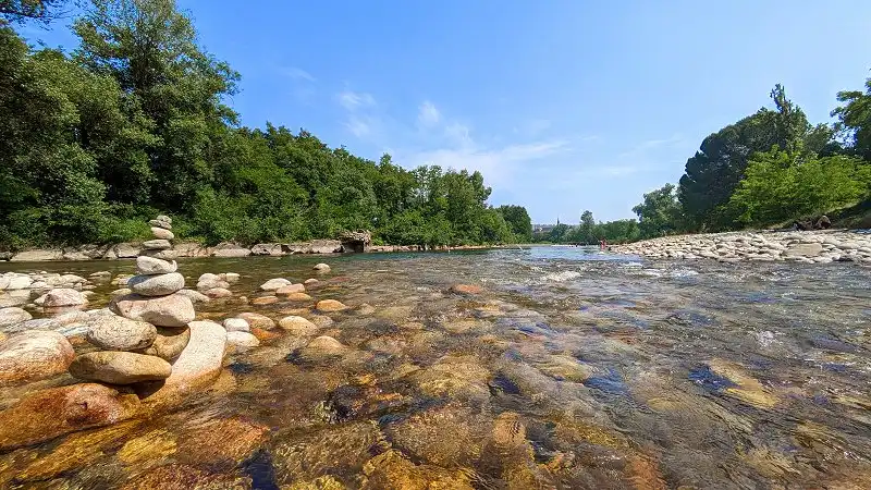 Petit Rocher les eaux claires de la Beaume