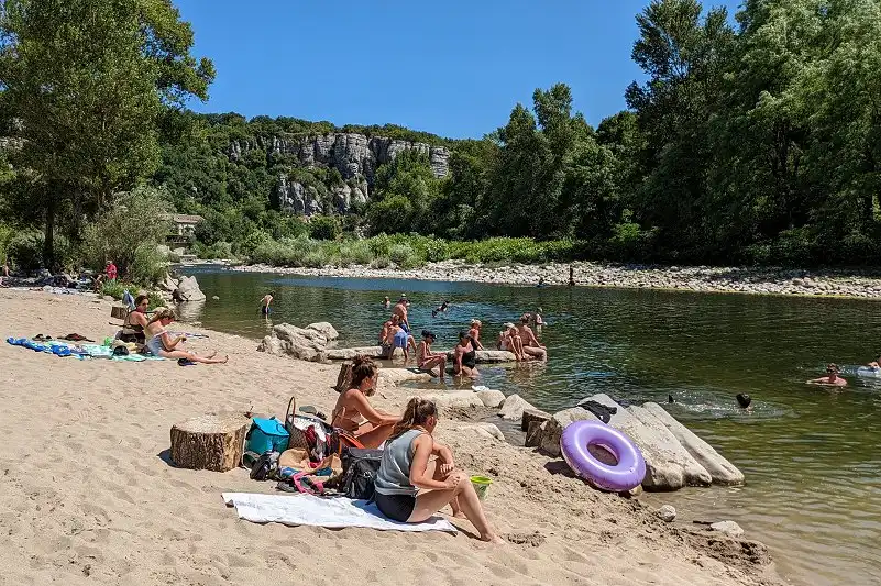 Plage Vogüé