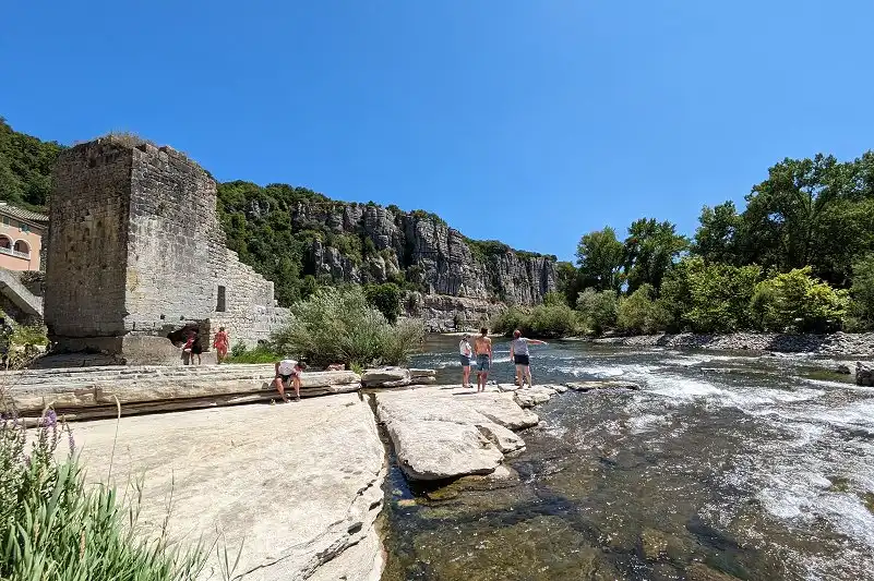 Plage Vogüé