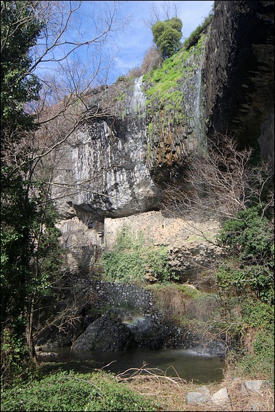 La falaise et la chute